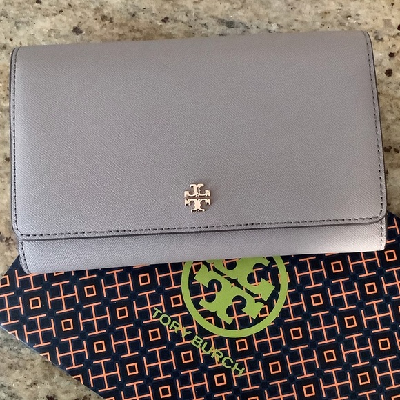 New Tory Burch crossbody/ wallet 💖 - Picture 5 of 7